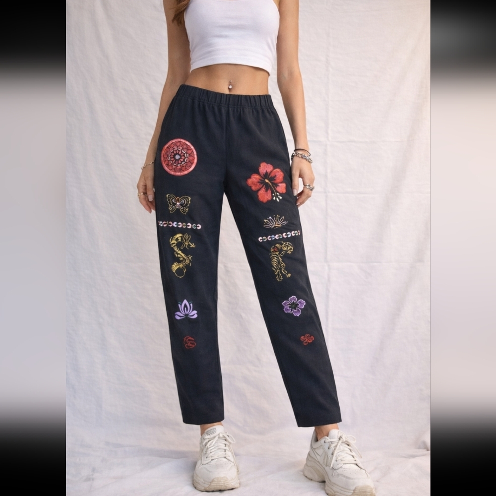Max & Moi Navy Lamb Leather Pant Painted Flowers  Size 40 USA Meduim